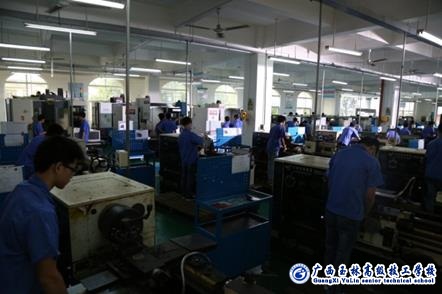 亚洲AV午夜成人片精品网站