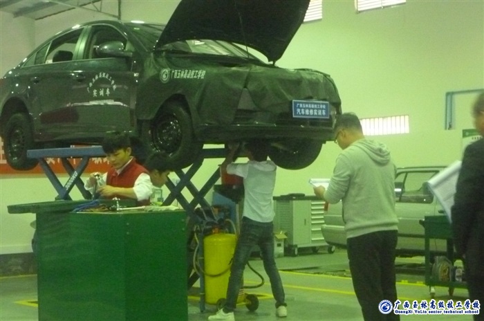 亚洲AV午夜成人片精品网站