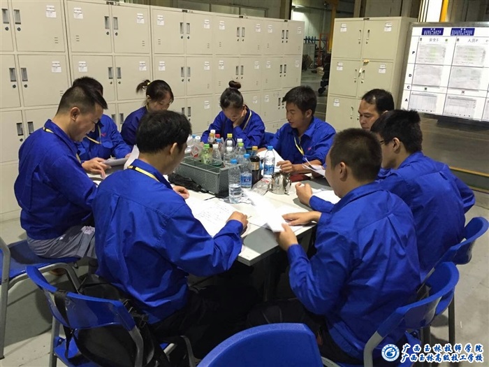 亚洲AV午夜成人片精品网站