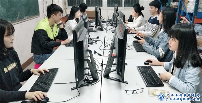 亚洲AV午夜成人片精品网站