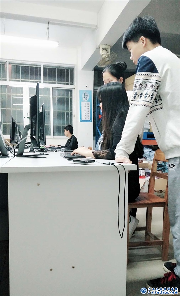 亚洲AV午夜成人片精品网站