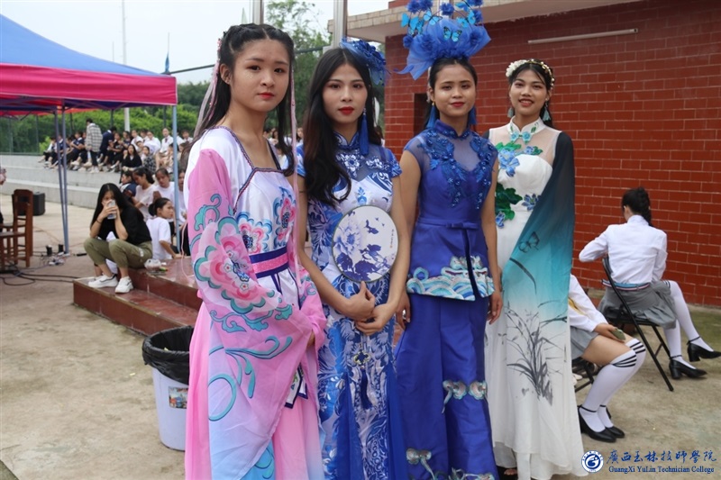 亚洲AV午夜成人片精品网站