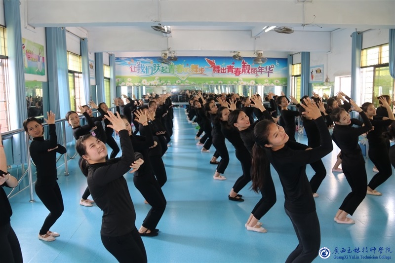 亚洲AV午夜成人片精品网站