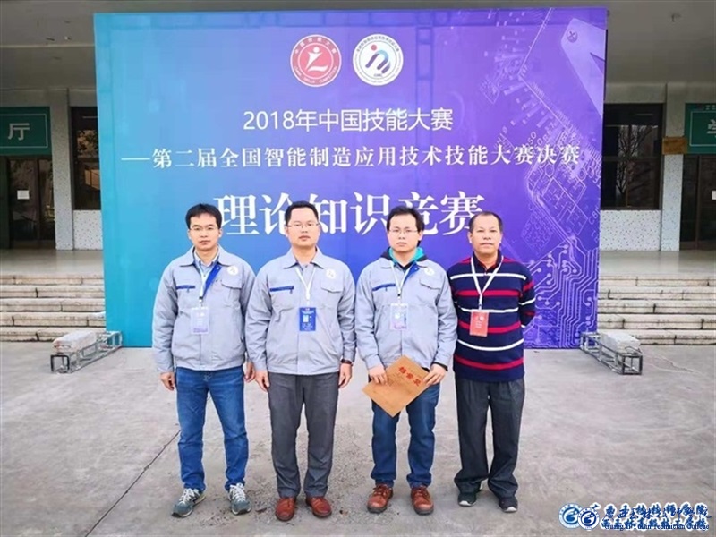 亚洲AV午夜成人片精品网站