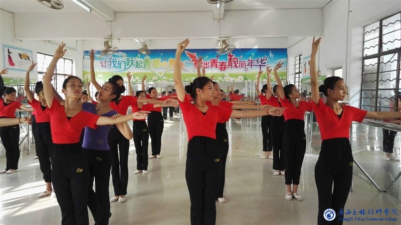 亚洲AV午夜成人片精品网站