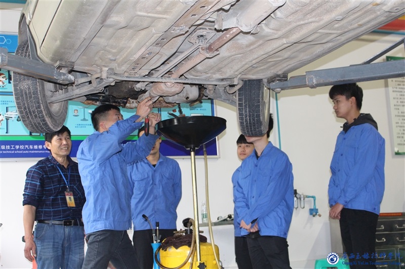 亚洲AV午夜成人片精品网站