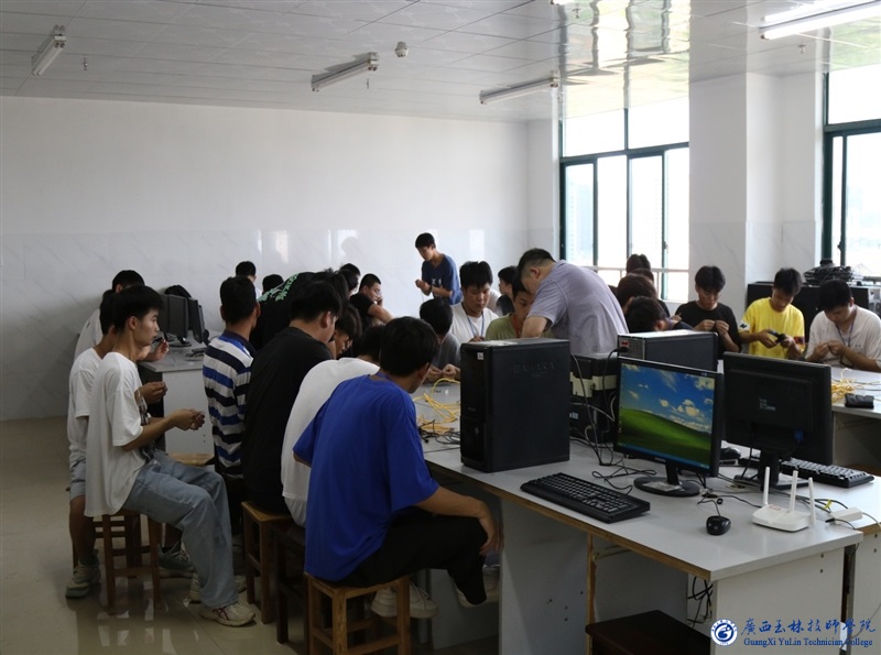 亚洲AV午夜成人片精品网站