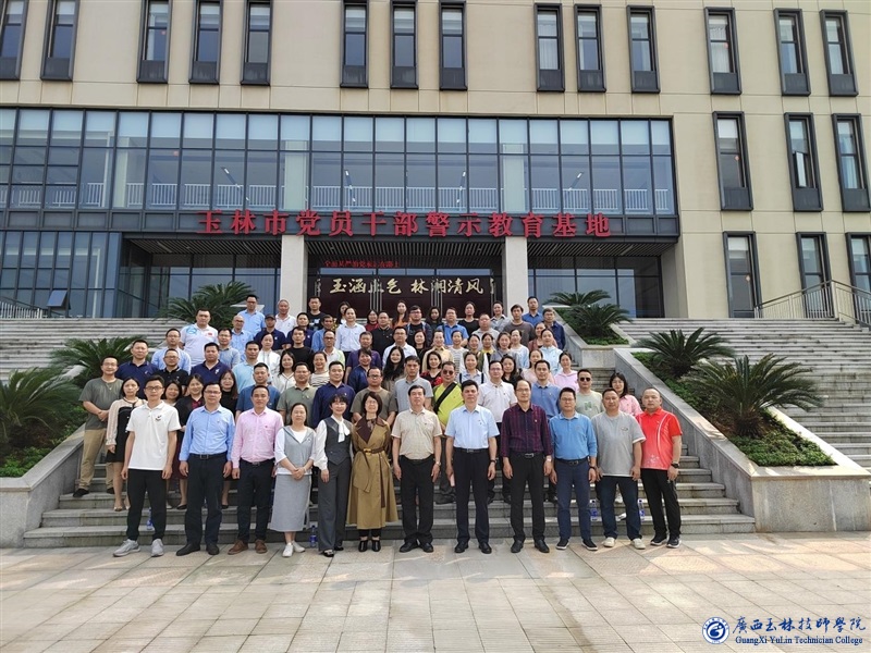 亚洲AV午夜成人片精品网站