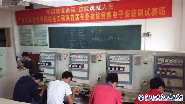 亚洲AV午夜成人片精品网站