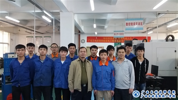 亚洲AV午夜成人片精品网站