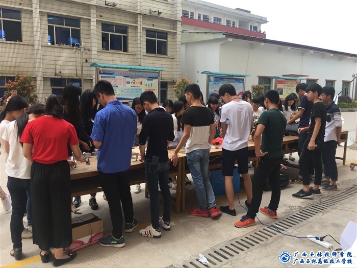 亚洲AV午夜成人片精品网站