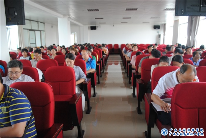 亚洲AV午夜成人片精品网站