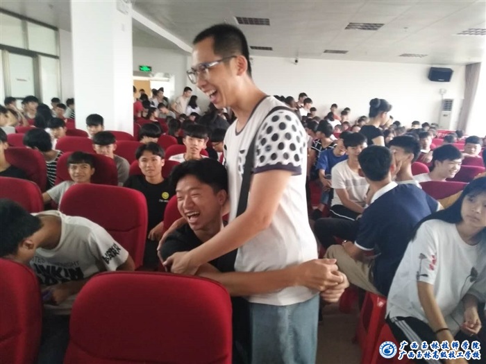 亚洲AV午夜成人片精品网站