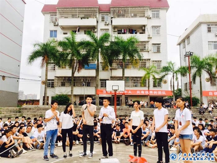 亚洲AV午夜成人片精品网站