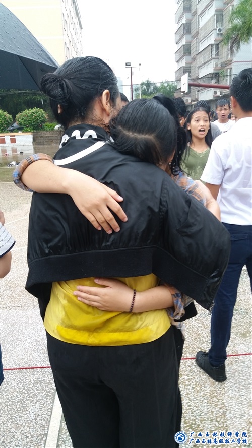 亚洲AV午夜成人片精品网站