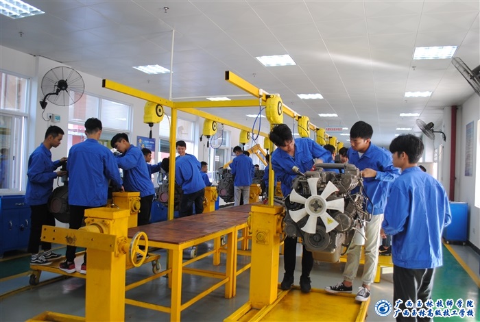 亚洲AV午夜成人片精品网站