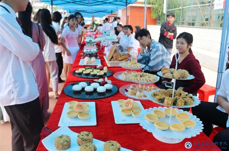 亚洲AV午夜成人片精品网站