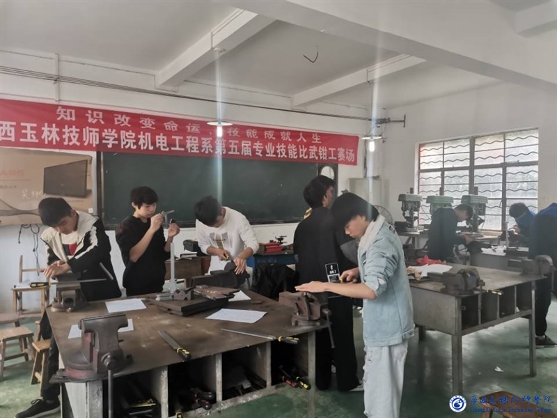 亚洲AV午夜成人片精品网站