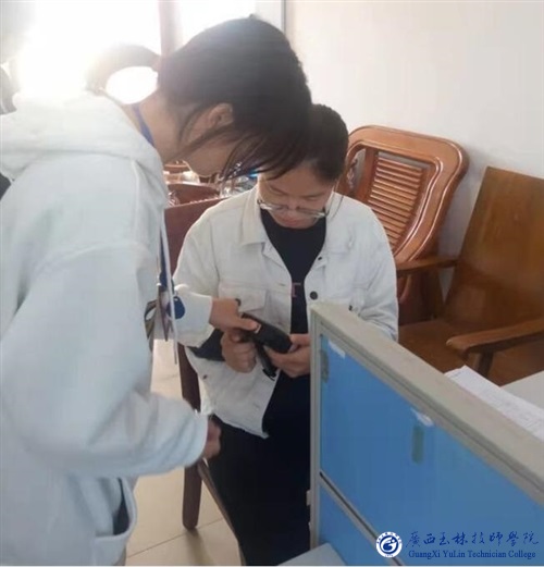 亚洲AV午夜成人片精品网站