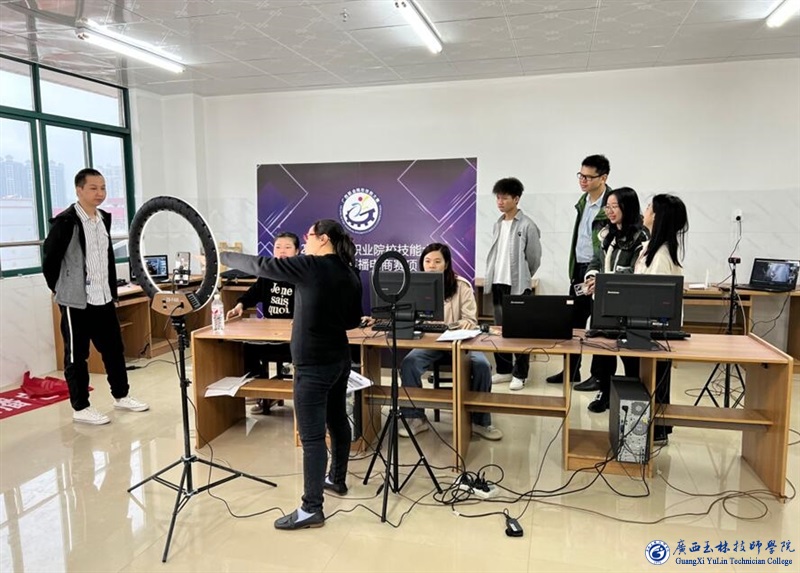 亚洲AV午夜成人片精品网站