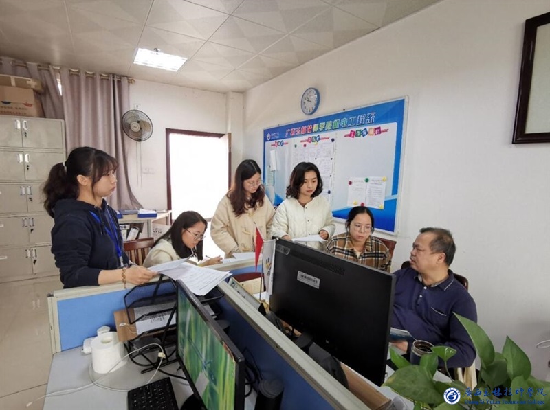 亚洲AV午夜成人片精品网站