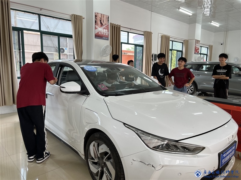 亚洲AV午夜成人片精品网站