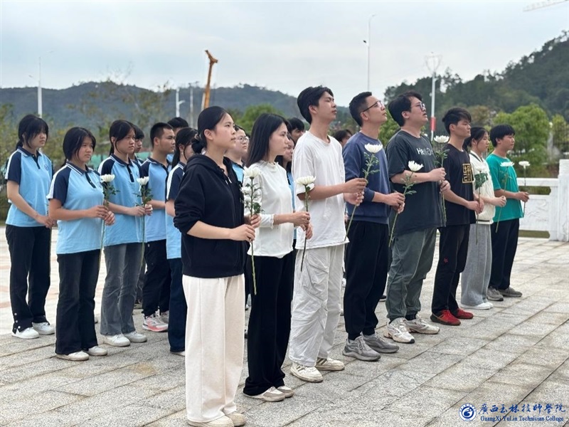 亚洲AV午夜成人片精品网站