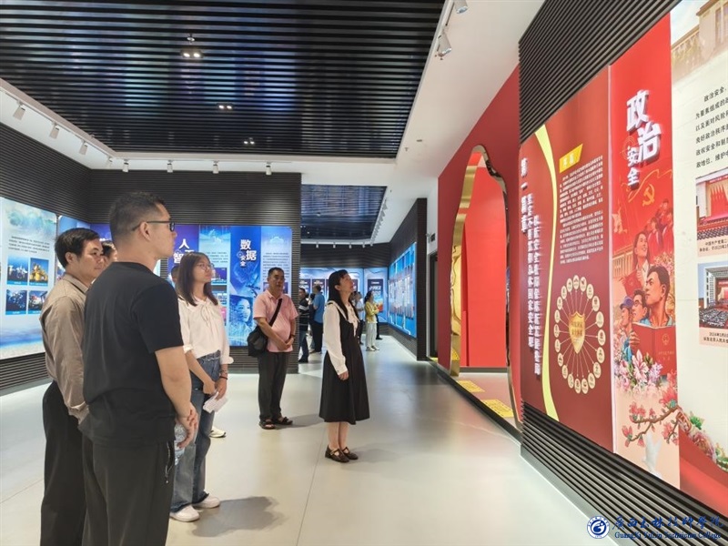 亚洲AV午夜成人片精品网站