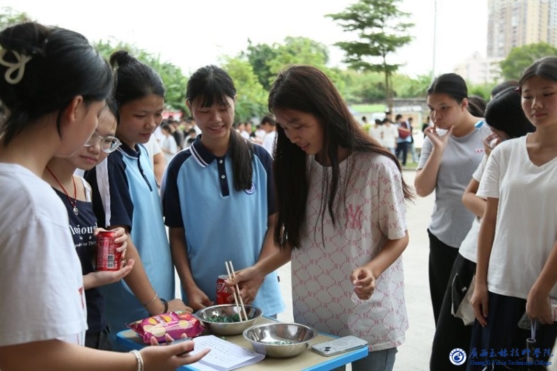 亚洲AV午夜成人片精品网站