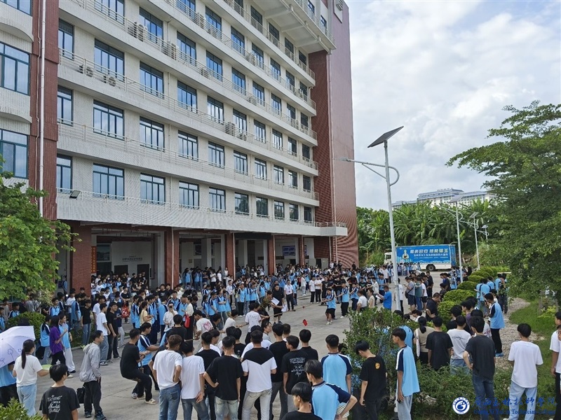 亚洲AV午夜成人片精品网站