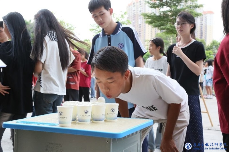 亚洲AV午夜成人片精品网站