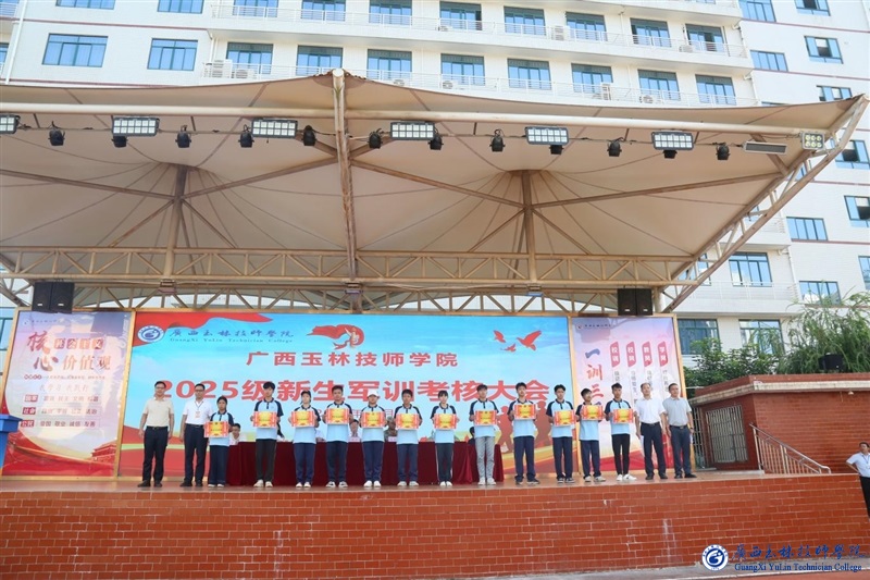 亚洲AV午夜成人片精品网站