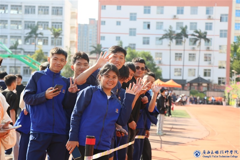 亚洲AV午夜成人片精品网站