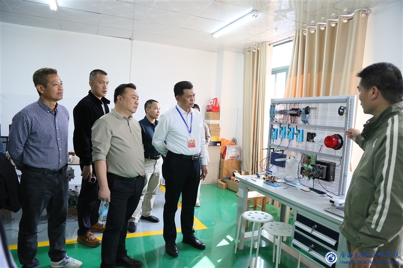 亚洲AV午夜成人片精品网站