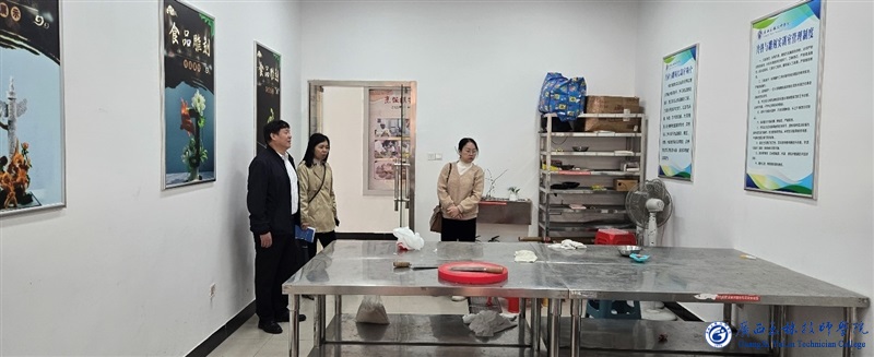 亚洲AV午夜成人片精品网站