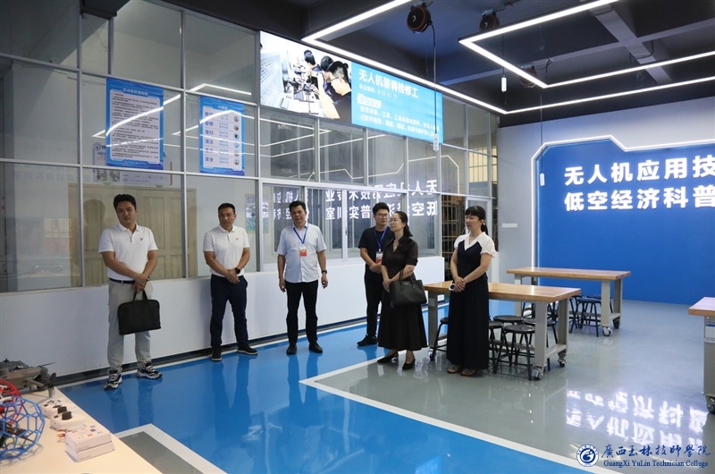 亚洲AV午夜成人片精品网站