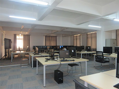 亚洲AV午夜成人片精品网站